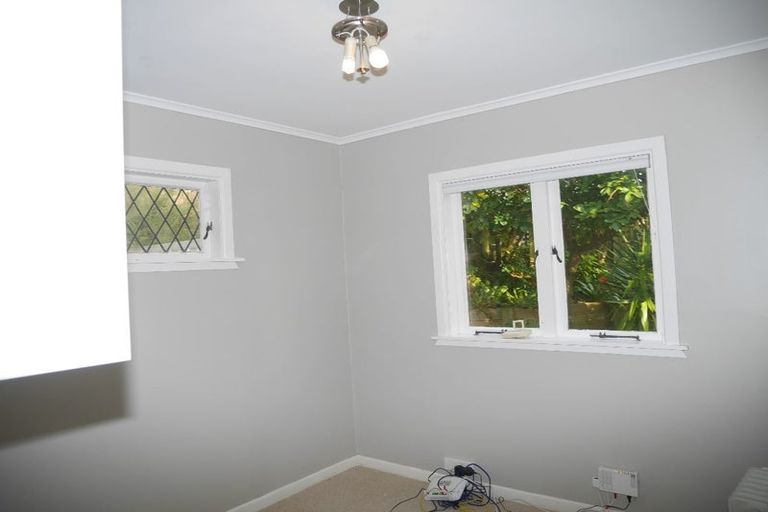 Photo of property in 82 Cluny Road, Plimmerton, Porirua, 5026