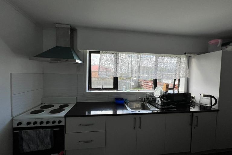 Photo of property in 2/87 Gray Avenue, Mangere East, Auckland, 2024