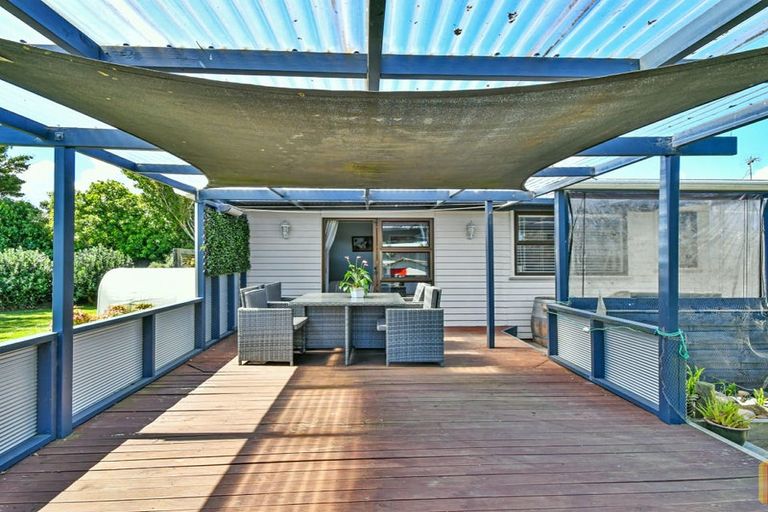 Photo of property in 8 Ainsdale Place, Manurewa, Auckland, 2102