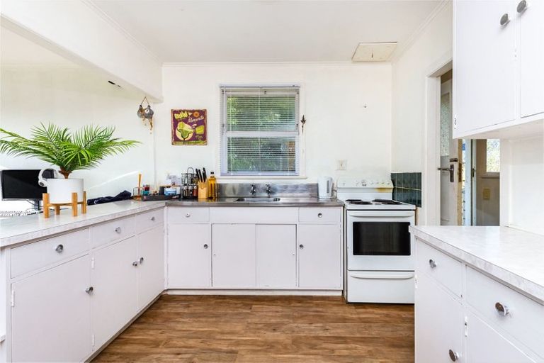 Photo of property in 1 Tawa Street, Hilltop, Taupo, 3330