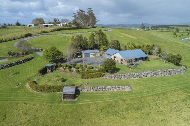 Photo of property in 839a Te Ahu Ahu Road, Waimate North, Kerikeri, 0293