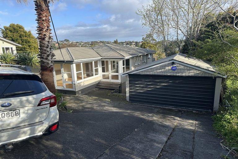 Photo of property in 9 Acacia Road, Torbay, Auckland, 0632