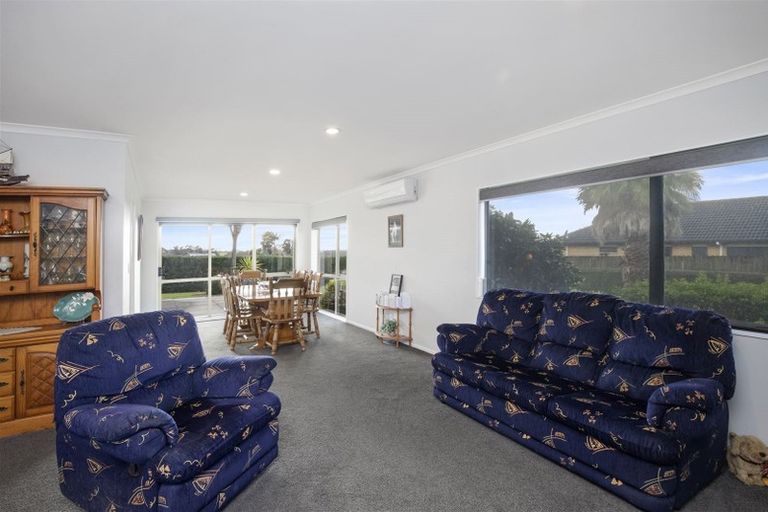 Photo of property in 114 Butcher Road, Pukekohe, 2120