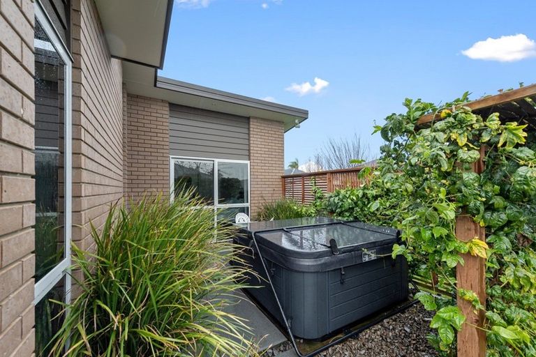 Photo of property in 6 Foxbury Court, Rototuna North, Hamilton, 3210