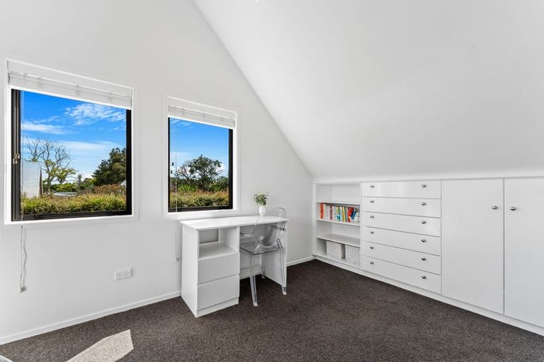 Photo of property in 71 The Circle, Manly, Whangaparaoa, 0930