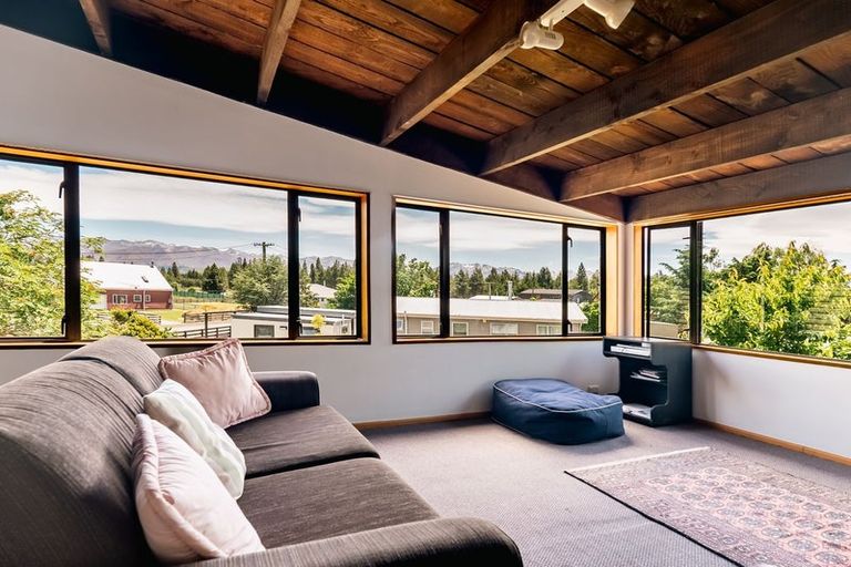 Photo of property in 43 Glencairn Road, Twizel, 7901