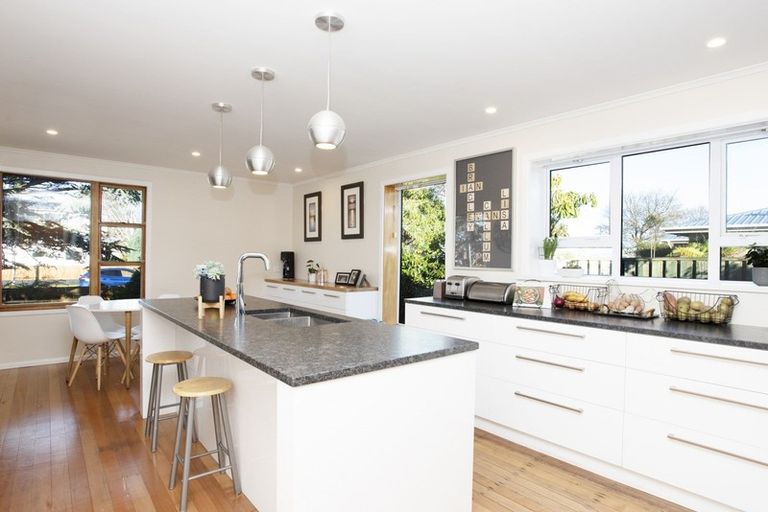 Photo of property in 12 Weka Street, Waikiwi, Invercargill, 9810