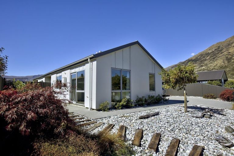 Photo of property in 18 Headley Drive, Lower Shotover, Queenstown, 9304