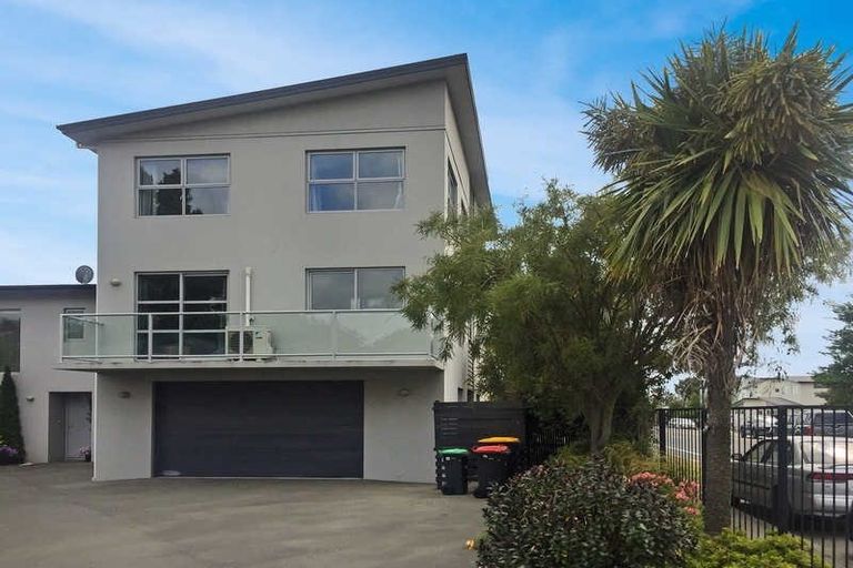 Photo of property in 9a Burlington Street, Sydenham, Christchurch, 8023