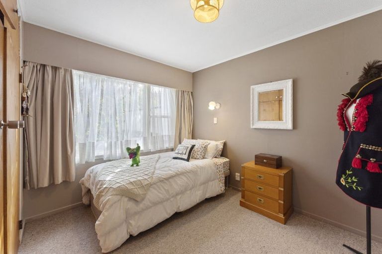 Photo of property in 68 Holborn Drive, Stokes Valley, Lower Hutt, 5019