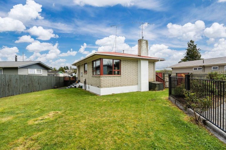 Photo of property in 19 Northfield Place, Tokoroa, 3420