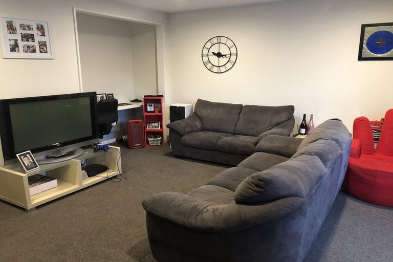 Photo of property in 2/15 Cross Street, Phillipstown, Christchurch, 8011