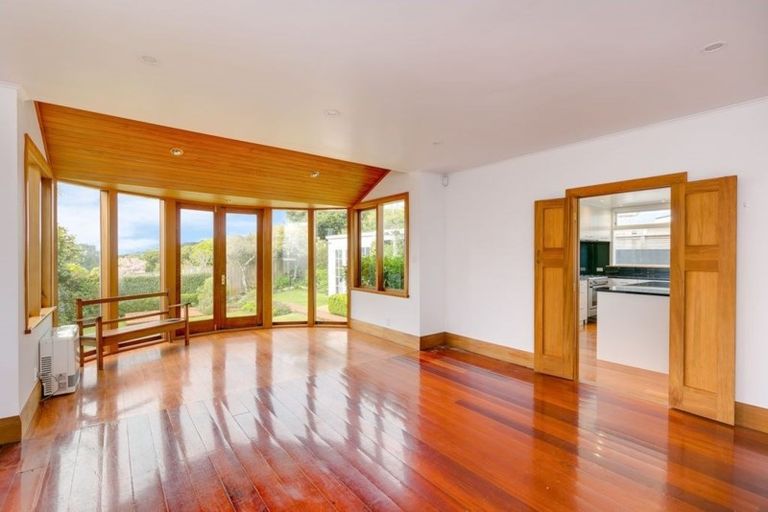 Photo of property in 131 Messines Road, Karori, Wellington, 6012