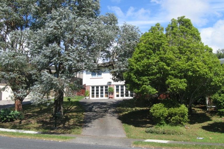 Photo of property in 58 Cardiff Road, Pakuranga, Auckland, 2010