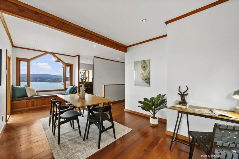 Photo of property in 75 Seatoun Heights Road, Seatoun, Wellington, 6022