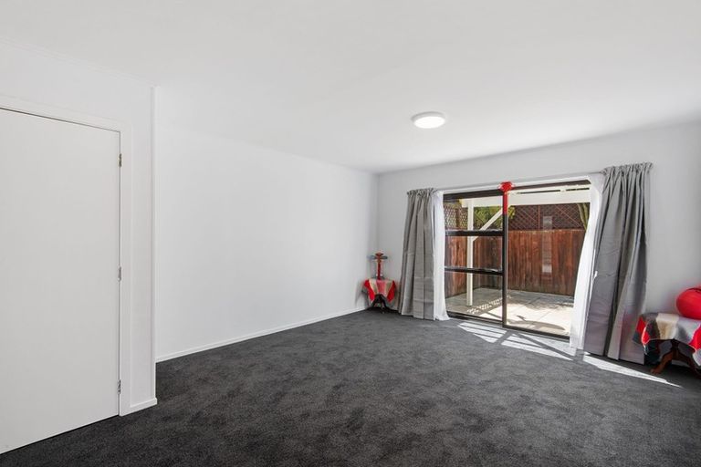 Photo of property in 4/14 Peer Street, Upper Riccarton, Christchurch, 8041
