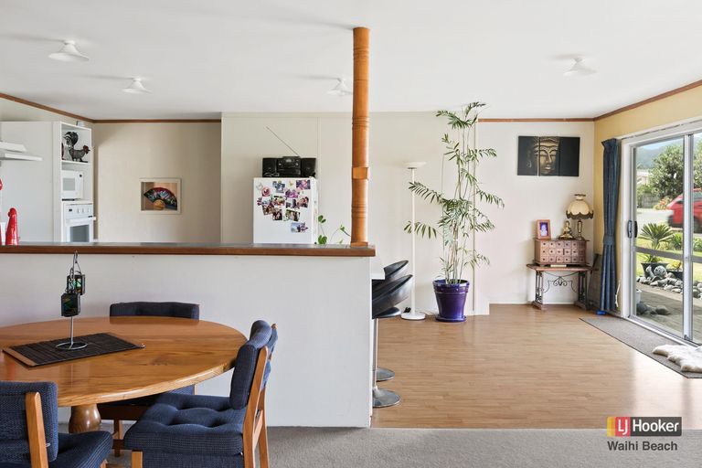 Photo of property in 11 Ocean Breeze Drive, Waihi Beach, 3611