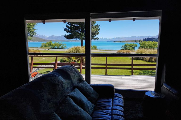 Photo of property in 1 Pioneer Drive, Lake Tekapo, 7999