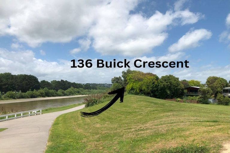 Photo of property in 136 Buick Crescent, Awapuni, Palmerston North, 4412