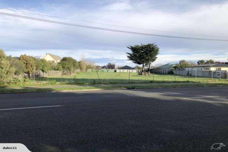 Photo of property in 202 Keyes Road, New Brighton, Christchurch, 8083