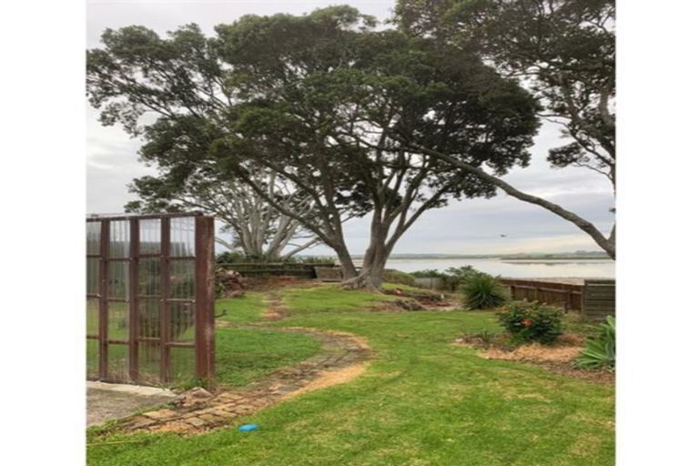 Photo of property in 582 Weymouth Road, Weymouth, Auckland, 2103