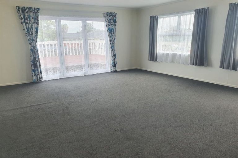 Photo of property in 1/26 Plunket Avenue, Papatoetoe, Auckland, 2104