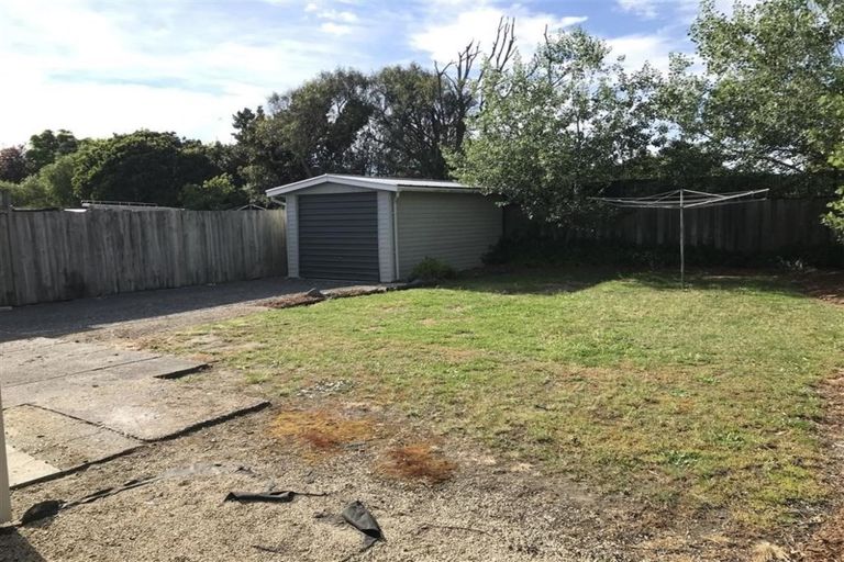 Photo of property in 113 Bowhill Road, New Brighton, Christchurch, 8083