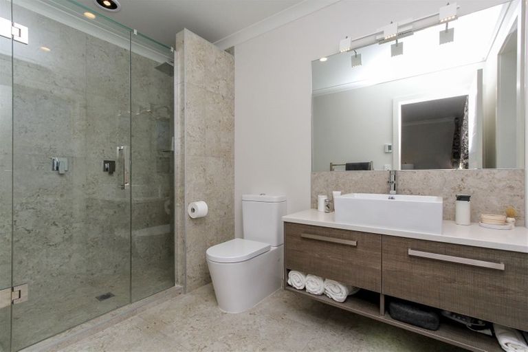 Photo of property in 15 Adam Lile Drive, Highlands Park, New Plymouth, 4312