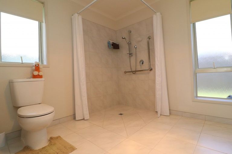 Photo of property in 7 Wakatere Place, Thames, 3500