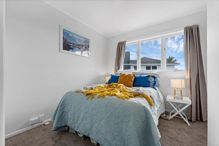 Photo of property in 10 Mildmay Road, Henderson, Auckland, 0610