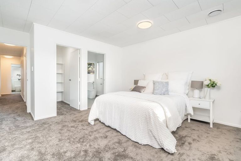 Photo of property in 4 Silverstone Place, Henderson, Auckland, 0612