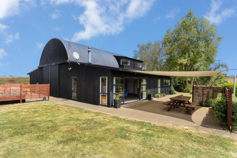 Photo of property in 382 Kingseat Road, Kingseat, Pukekohe, 2679