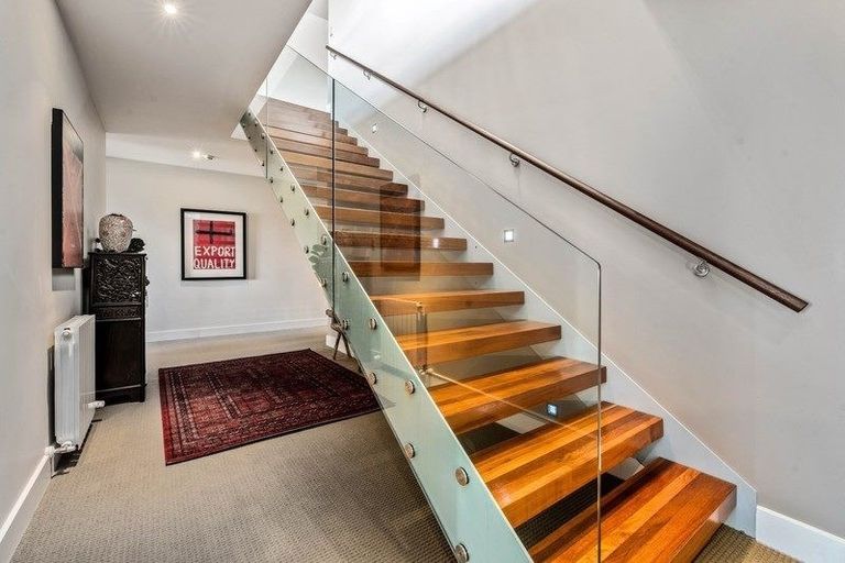 Photo of property in 45a Hallenstein Street, Queenstown, 9300