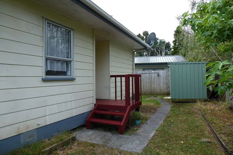 Photo of property in 9 Silverstone Place, Henderson, Auckland, 0612