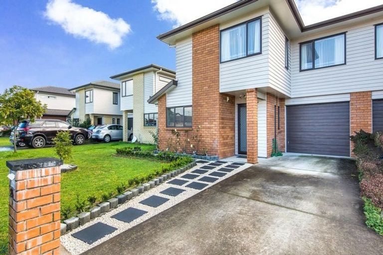 Photo of property in 24 Roy Douglas Place, Favona, Auckland, 2024