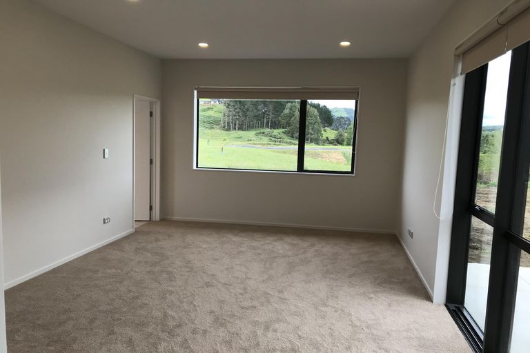 Photo of property in 13 Mclachlan Way, Pokeno, 2471