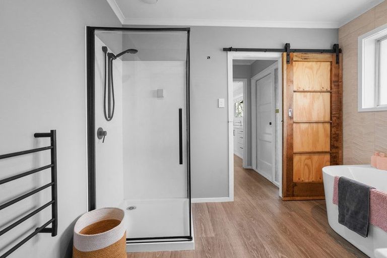 Photo of property in 66 Hall Road, Peacocke, Hamilton, 3282