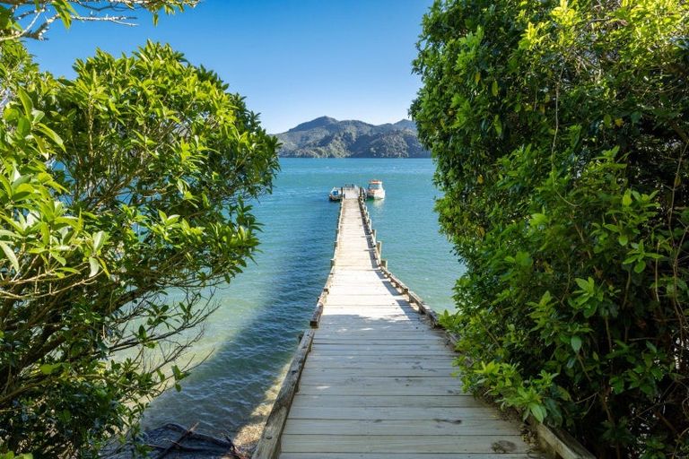 Photo of property in 19 Tara Bay Road, Te Mahia, Marlborough Sounds, 7282