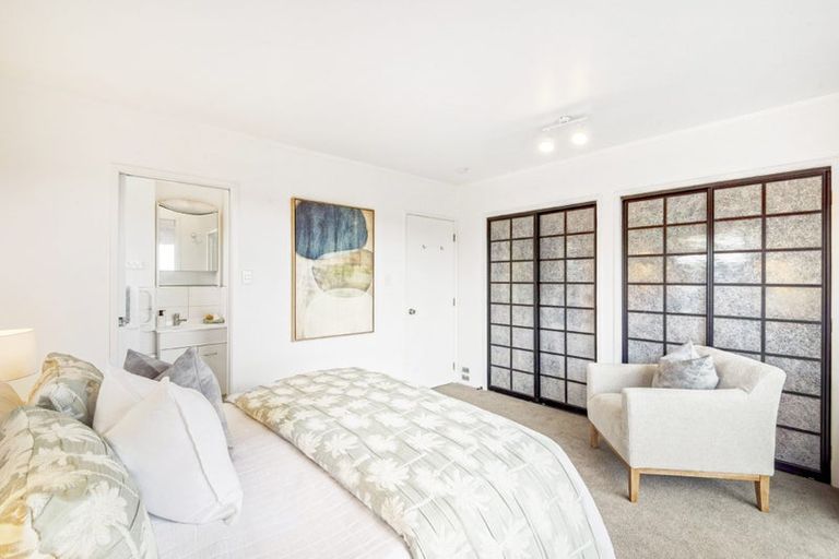 Photo of property in 114 Mountbatten Avenue, Hillcrest, Auckland, 0627