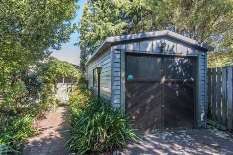 Photo of property in 136 Ruapehu Street, Paraparaumu, 5032