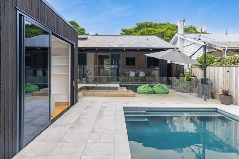 Photo of property in 10 Dorset Street, Westmere, Auckland, 1022
