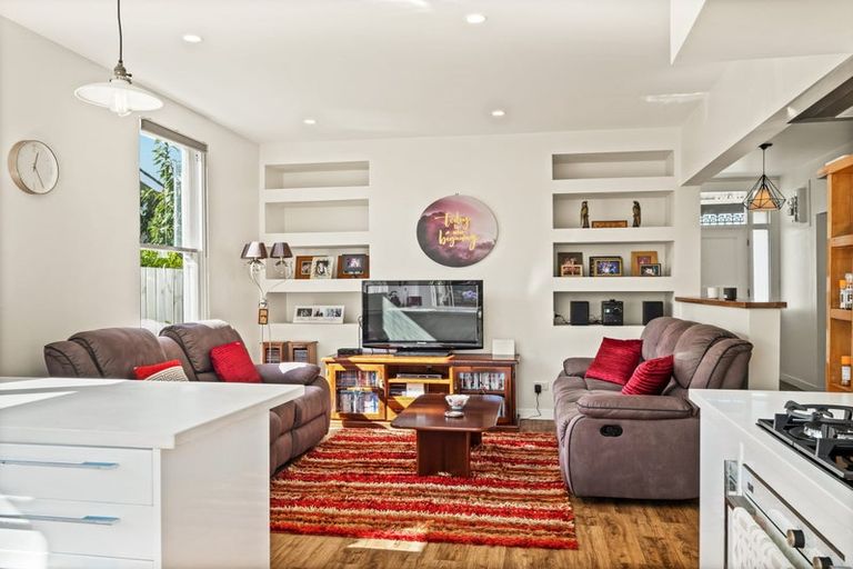 Photo of property in 32 Jackson Street, Saint Kilda, Dunedin, 9012