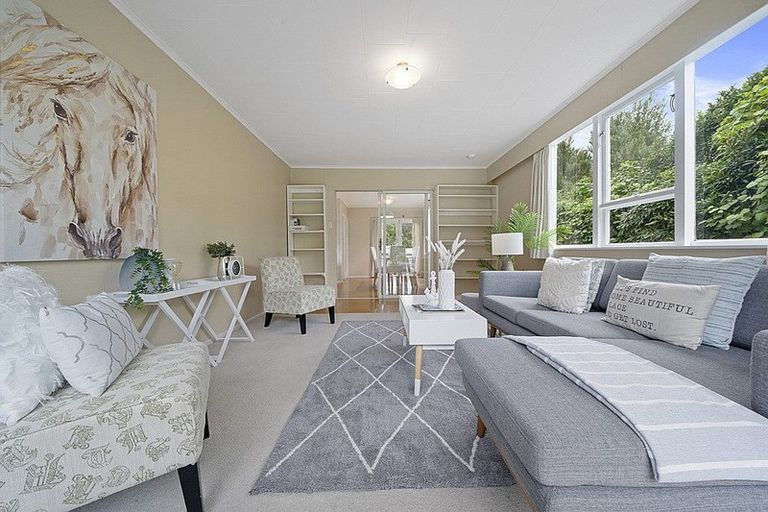 Photo of property in 3 Saint Edmund Crescent, Tawa, Wellington, 5028