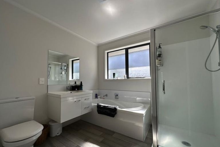 Photo of property in 5 Hayden Way, Welcome Bay, Tauranga, 3112