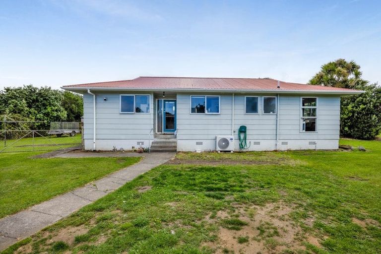 Photo of property in 9 Hughson Place, Opunake, 4616