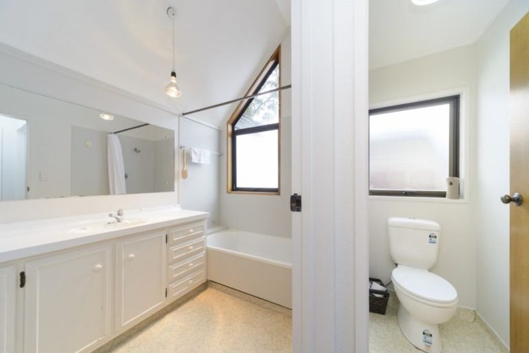 Photo of property in 6/341 College Street, West End, Palmerston North, 4410