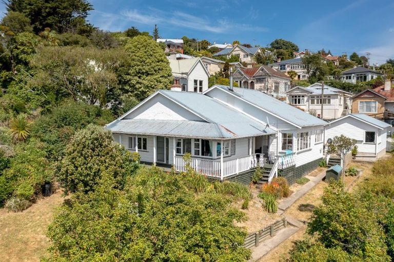 Photo of property in 35 Morrison Street, Caversham, Dunedin, 9012