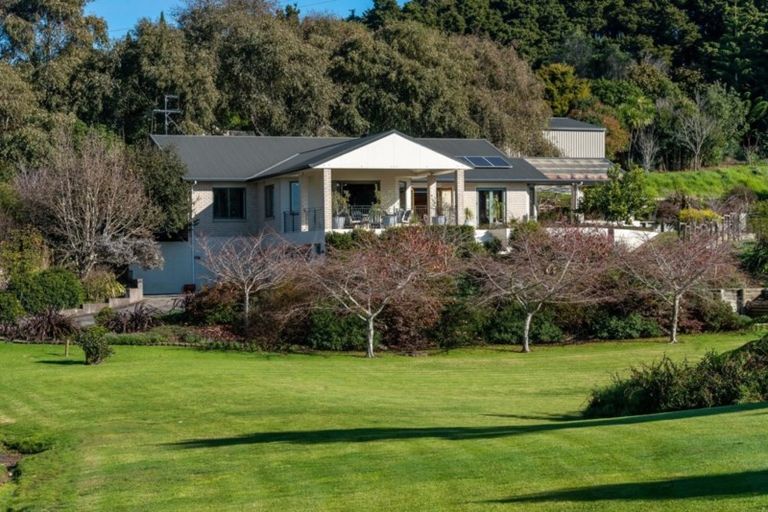 Photo of property in 148 Polo Prince Drive, Alfriston, Auckland, 2105