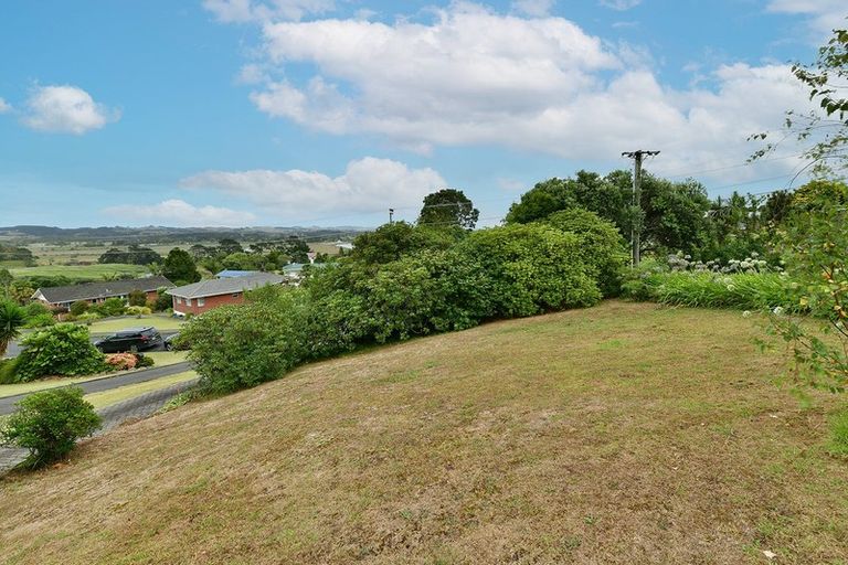 Photo of property in 30 Hand Road, Helensville, 0800