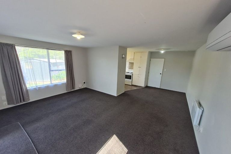 Photo of property in 2/44 Laing Crescent, Heathcote Valley, Christchurch, 8022